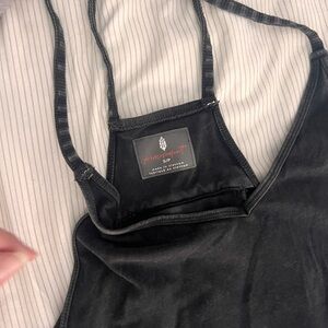 Free movement jumper